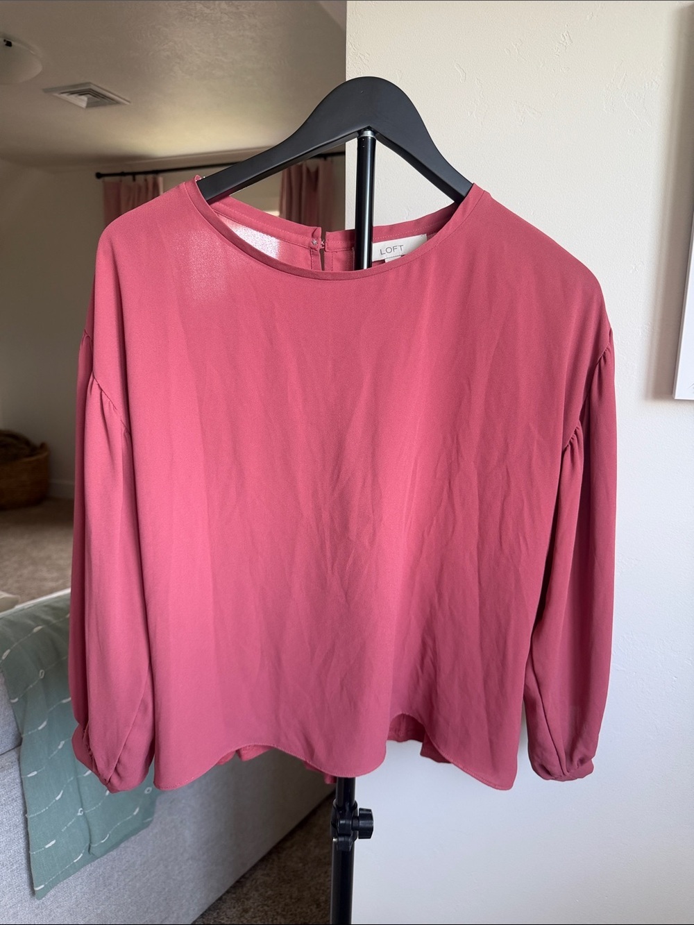 LOFT Dusty Rose Long Sleeve Blouse